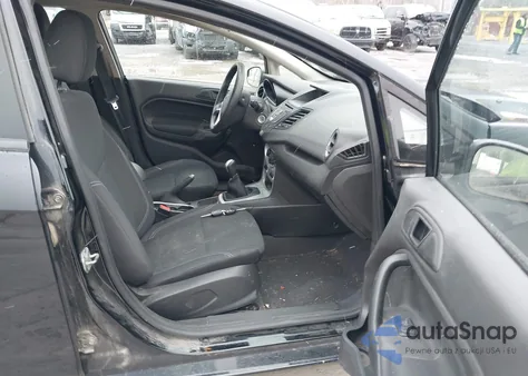 2019 Ford Fiesta Se z USA, uszkodzony, nr VIN 3FADP4BJ4KM110453